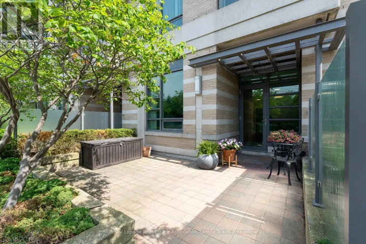 102 - 225 SHERWAY GARDENS ROAD, Toronto (Islington-City Centre West), Ontario M9C0A3