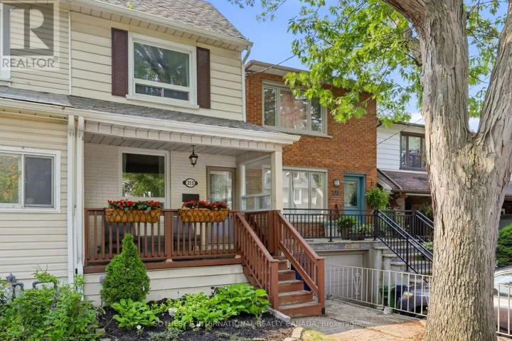 213 OAKCREST AVENUE, Toronto (East End-Danforth), Ontario M4C1B8