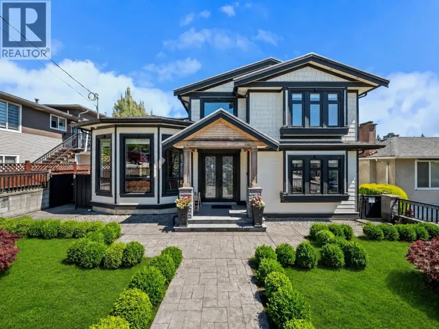 7626 HEDLEY AVENUE, Burnaby, British Columbia V5E2R3