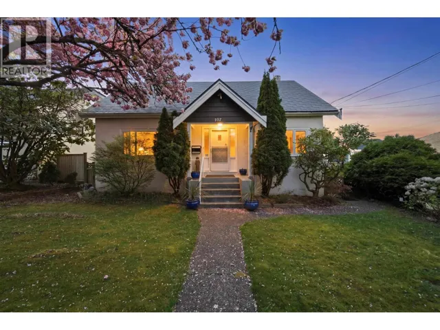 107 SEVENTH AVENUE, New Westminster, British Columbia V3L1W2
