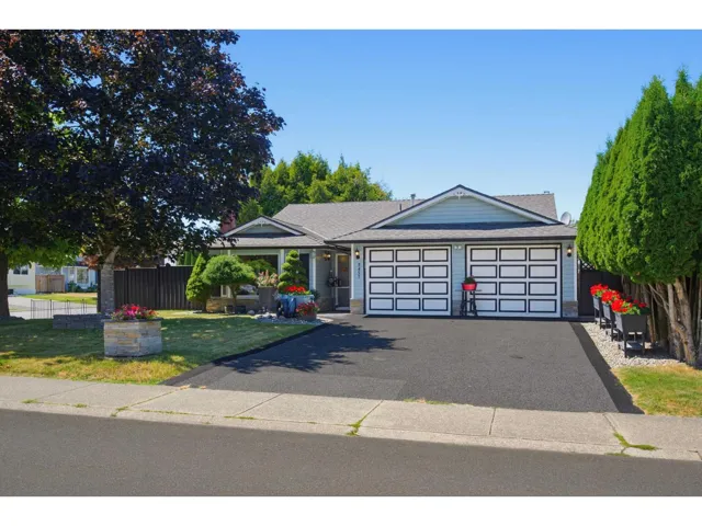 3457 MERRITT STREET, Abbotsford, British Columbia V2T5B9