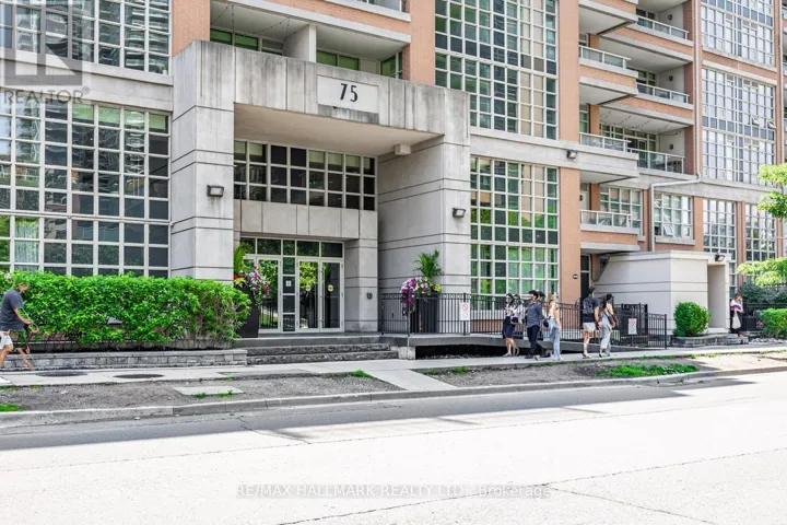 1004 - 75 EAST LIBERTY STREET, Toronto (Niagara), Ontario M6K3R3
