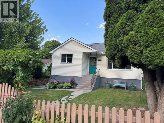 612 SECOND Street, Nelson, British Columbia V1L2L8