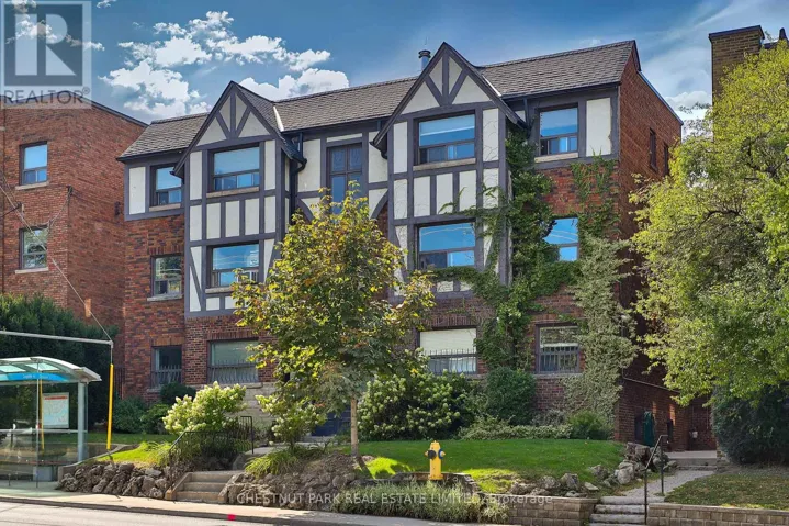 5 - 1648 BATHURST STREET, Toronto (Humewood-Cedarvale), Ontario M5P3J7