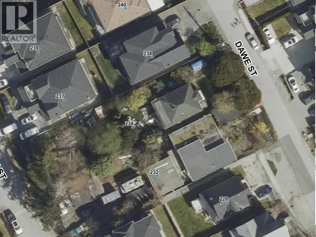 234 DAWE STREET, New Westminster, British Columbia V3M5N2