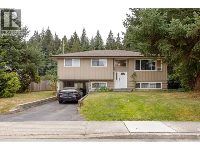 815 SEYMOUR DRIVE, Coquitlam, British Columbia V3J6V8