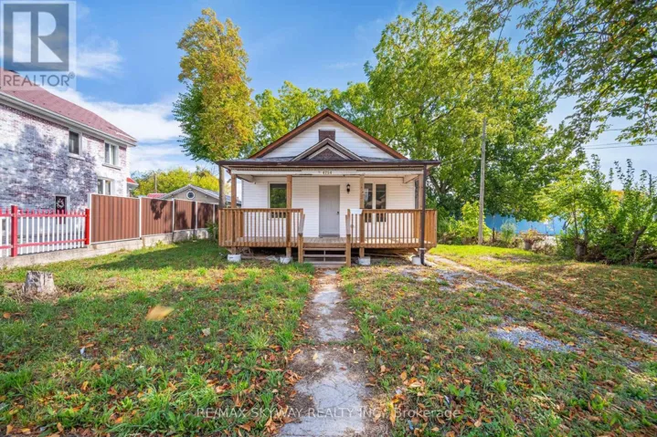 4754 FIRST AVENUE, Niagara Falls (Cherrywood), Ontario L2E2C4