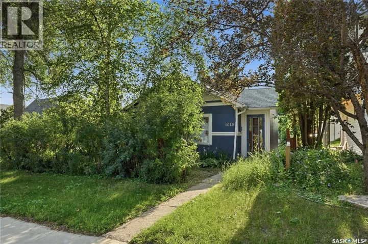 1015 J AVENUE N, Saskatoon, Saskatchewan S7L2L3
