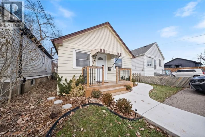 435 WAVERLY Street, Hamilton, Ontario L8H6R5