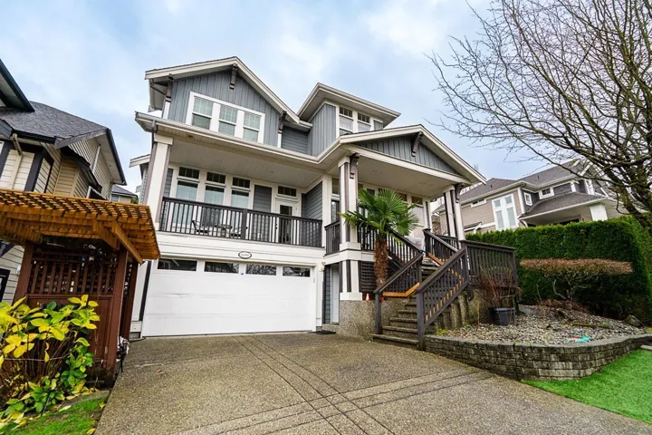 6100 163B STREET, Surrey, British Columbia V3S3W2