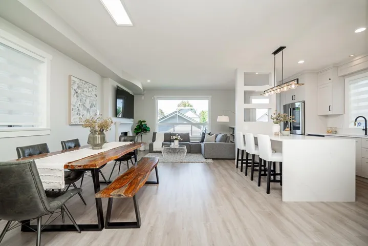 21149 79A AVENUE, Langley, British Columbia V2Y0H3