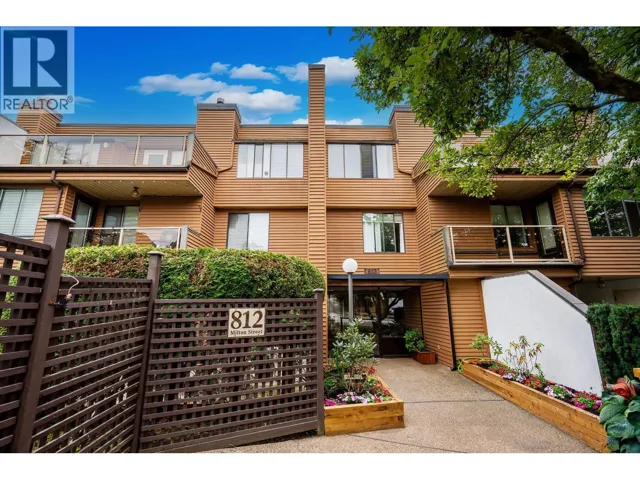 114 812 MILTON STREET, New Westminster, British Columbia V3M1N2