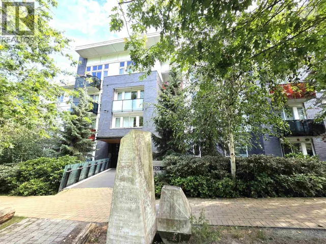 111 9250 UNIVERSITY HIGH STREET, Burnaby, British Columbia V5A0B3