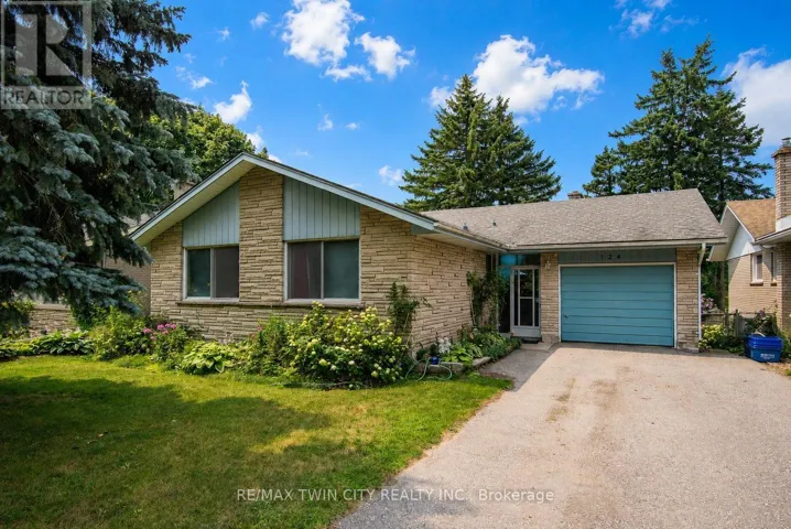 124 CARWOOD AVENUE, Kitchener, Ontario N2G3B9