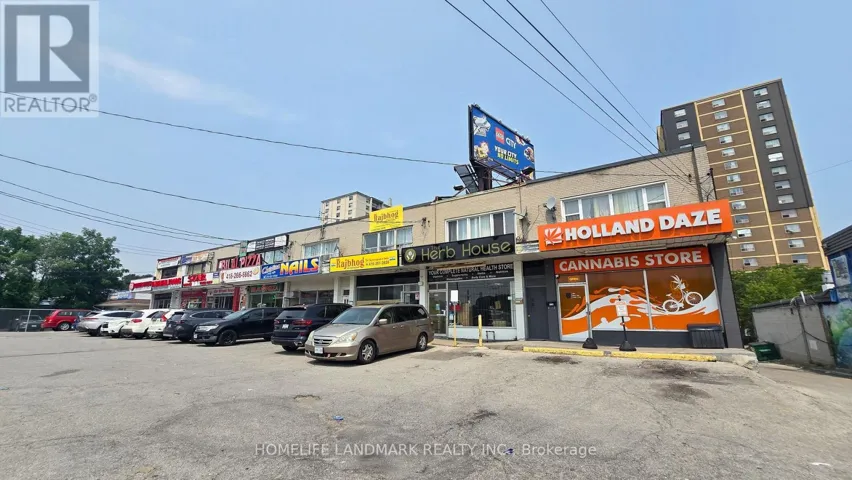 3226 EGLINTON AVENUE E, Toronto (Scarborough Village), Ontario M1J2H6
