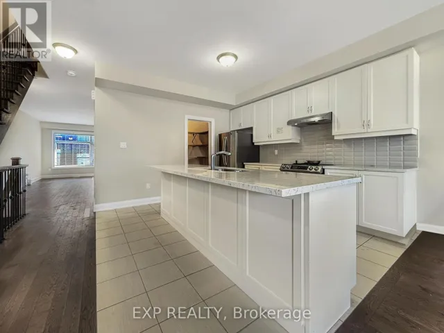 923 ISAAC PHILLIPS WAY, Aurora (Hills of St Andrew), Ontario L3X2Y8