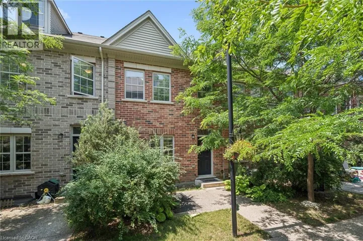 6 BEATRICE Lane, Kitchener, Ontario N2H0B3