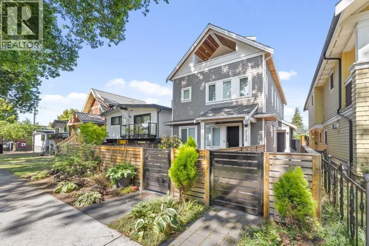 2137 E 2ND AVENUE, Vancouver, British Columbia V5N1E9