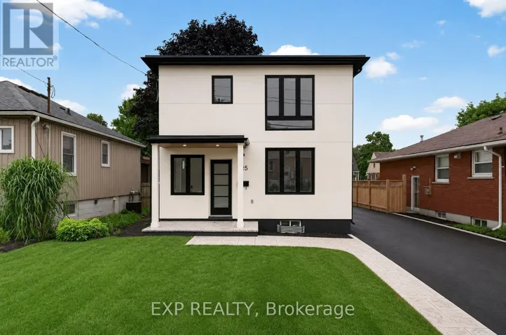325 QUEENSDALE AVENUE E, Hamilton (Inch Park), Ontario L9A1L5