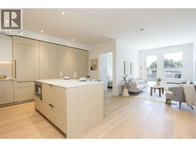 407 2471 ST. GEORGE STREET, Vancouver, British Columbia V5T1W9