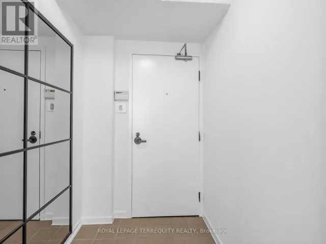 210 - 25 MAITLAND STREET, Toronto (Church-Yonge Corridor), Ontario M4Y2W1