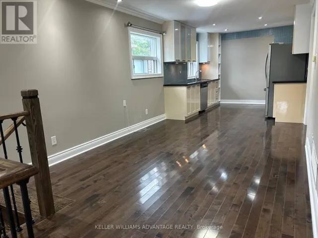 B - 26 BARKER AVENUE, Toronto (Danforth Village-East York), Ontario M4C2N3