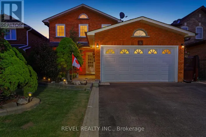 8 COCHRANE AVENUE, Brampton (Heart Lake East), Ontario L6Z4J4
