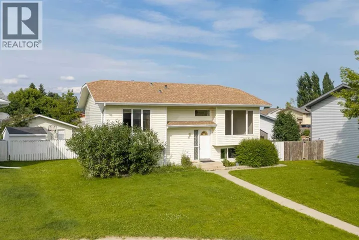 57 Atkinson Crescent, Whitecourt, Alberta T7S1C7