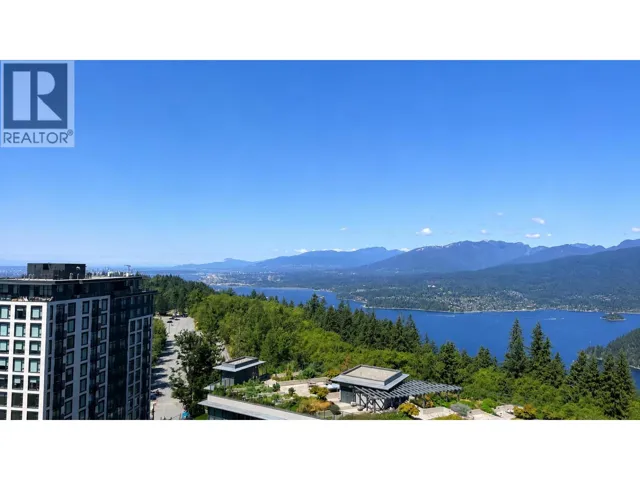 1301 8761 UNIVERSITY CRESCENT, Burnaby, British Columbia V5A4Y8