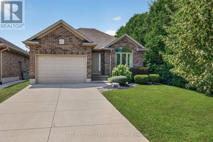 290 MOGG STREET, Strathroy-Caradoc (SE), Ontario N7G0C6