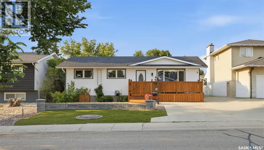 98 Dunsmore DRIVE, Regina, Saskatchewan S4R7G2