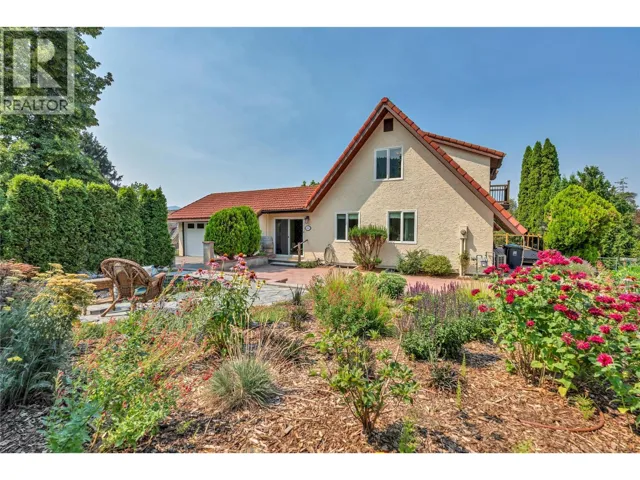 3015 Ponderosa Drive, Naramata, British Columbia V0H1N1
