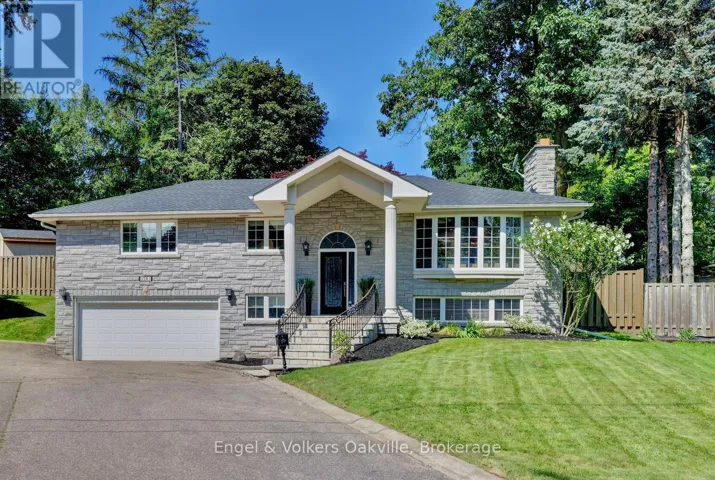 3281 FLANAGAN CRESCENT, Mississauga (Erindale), Ontario L5C2M7