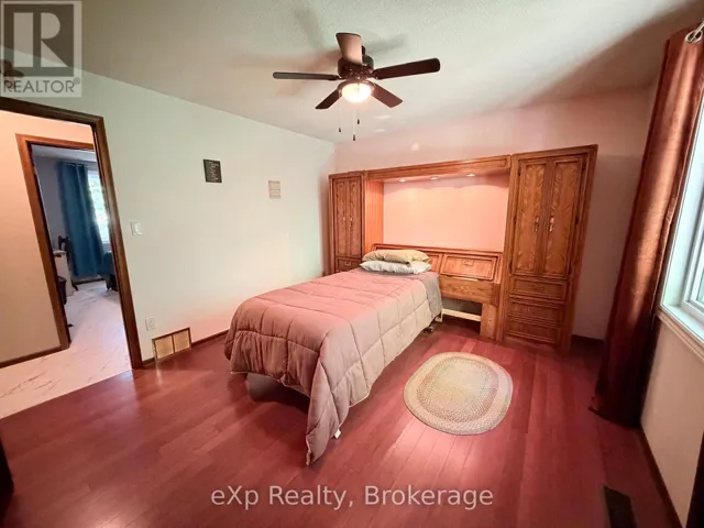 780