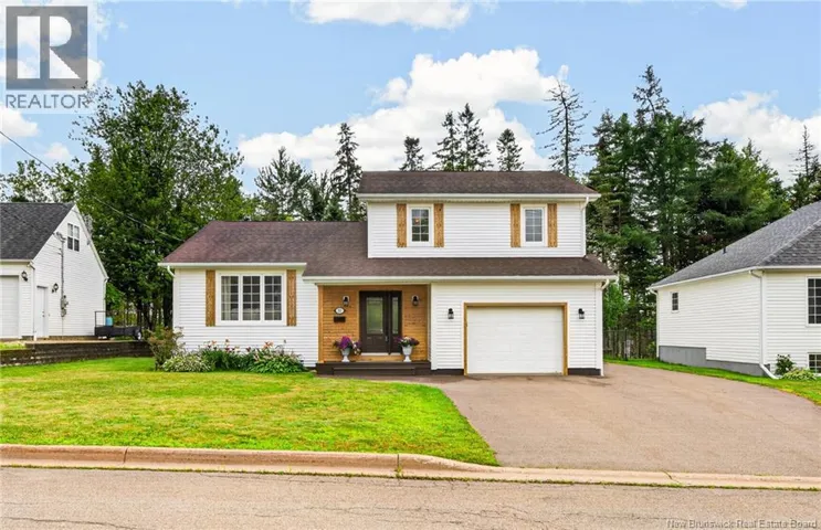 33 Robichaud Court, Dieppe, New Brunswick E1A7E4