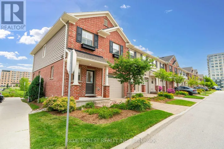 126 - 3025 SINGLETON AVENUE, London South (South W), Ontario N6L0E6