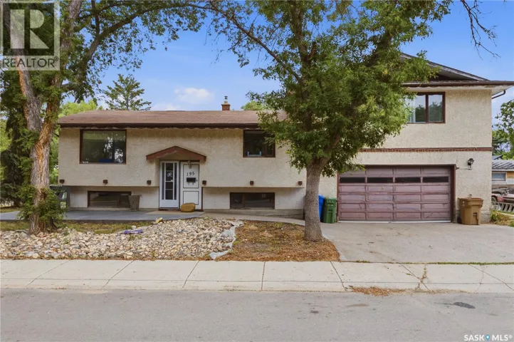 195 Forsyth CRESCENT, Regina, Saskatchewan S4R5L8