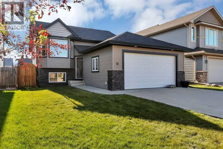 12 Kensington Close, Red Deer, Alberta T4P0H5