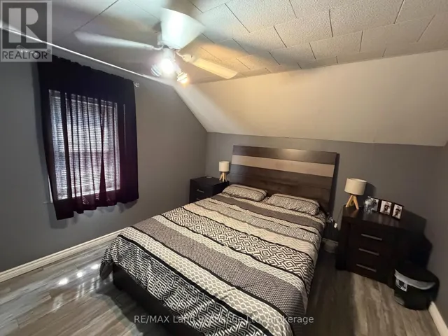 780