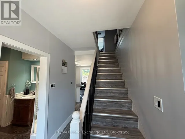 780