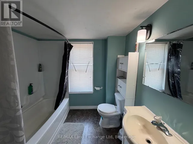 780