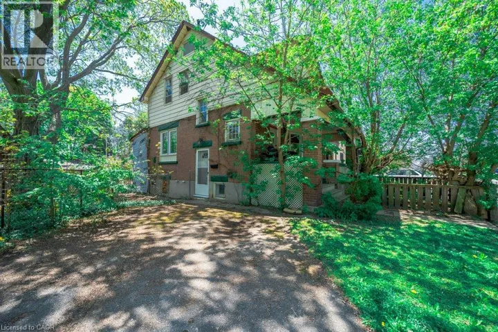 3 GLASGOW Street, Kitchener, Ontario N2G2G5