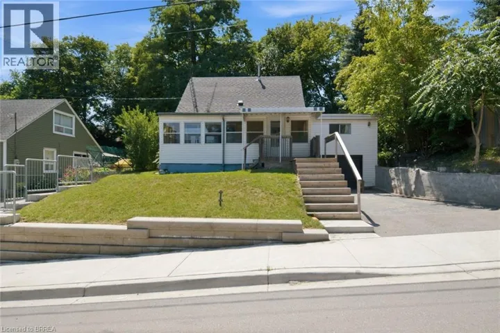 42 DUNDAS Street E, Brantford, Ontario N3R1R5