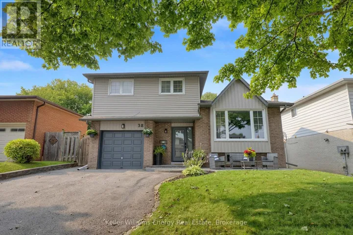 38 SPRY AVENUE, Clarington (Bowmanville), Ontario L1C3T5
