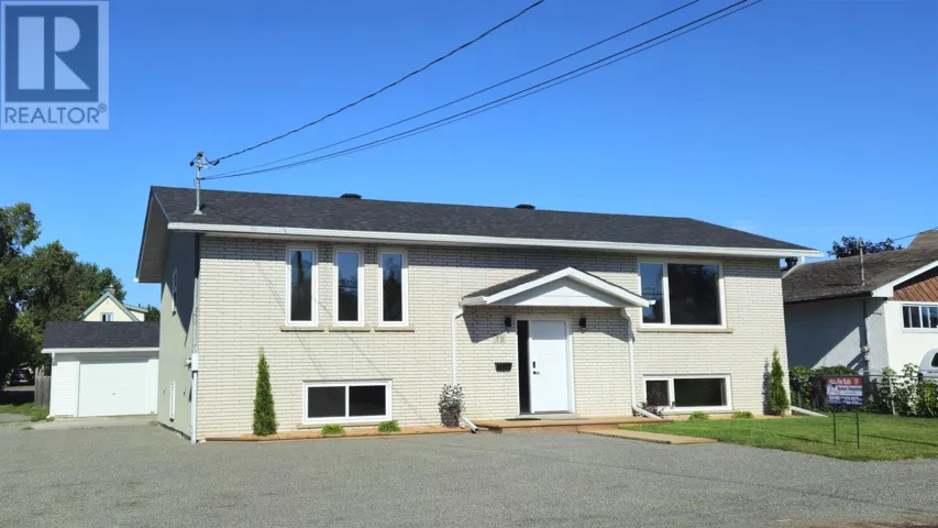 72 Brent ST, Thunder Bay, Ontario P7A5T6
