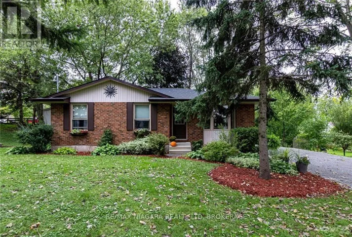 150 ELMWOOD AVENUE, Fort Erie (Crystal Beach), Ontario L0S1B0