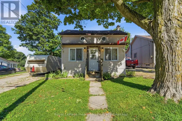122 FULTON STREET, Central Huron (Clinton), Ontario N0M1L0