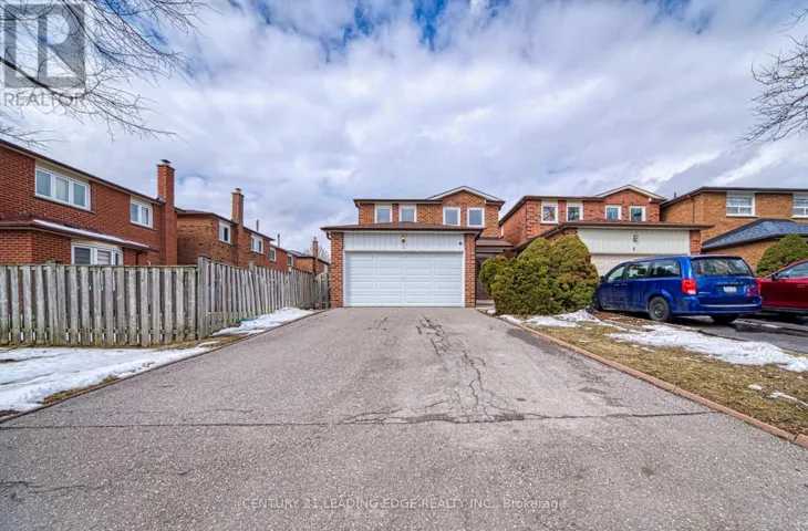 4 TREERUN AVENUE, Toronto (Steeles), Ontario M1V3K6