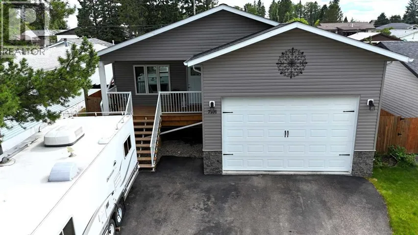 7101 Glenwood Drive, Edson, Alberta T7E1N1