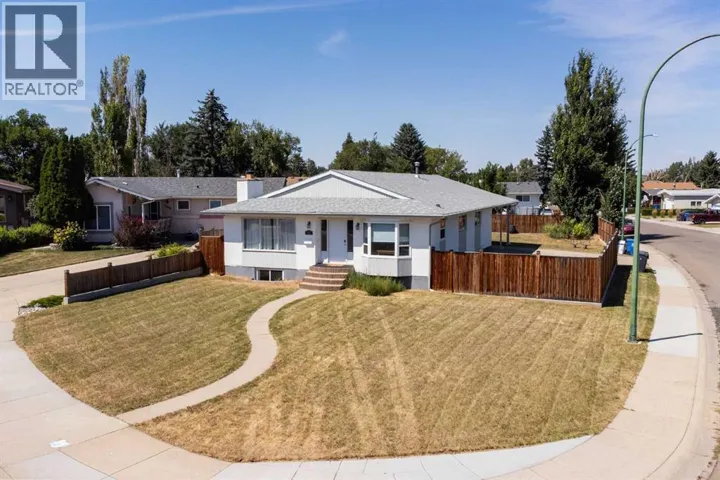 96 Oxford Road W, Lethbridge, Alberta T1K4V4